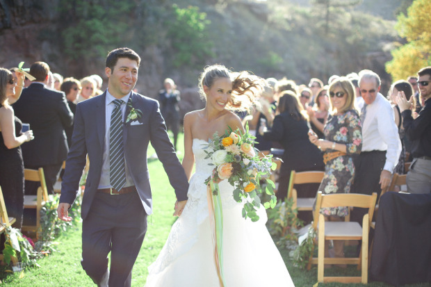 100 Wedding Processional Songs The Recessional Music Celebrates Moment That You Are Finally Married And Reflects Power Of Your Love It Is Time For A Joyous Upbeat Piece